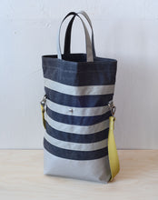 Load image into Gallery viewer, The Urban Field bag has a 4inch gusset, wide enough to stand upright when loaded. Fully stretched out the bag is 21&quot; from the bottom to the rim.
